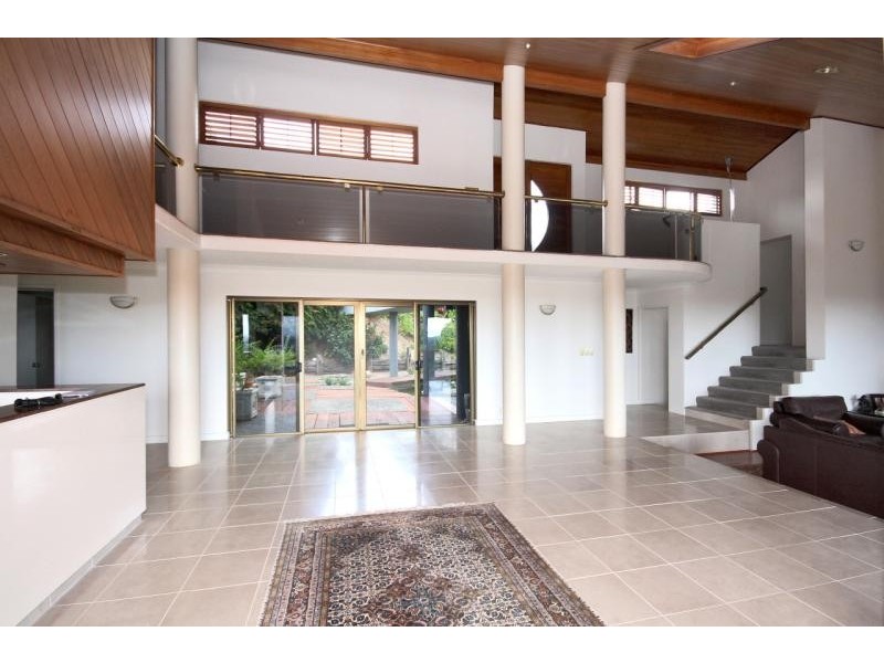 17 Grandview Tce, Tallai QLD 4213