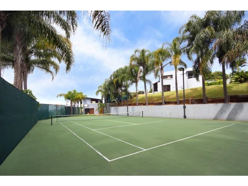 17 Grandview Tce, Tallai QLD 4213