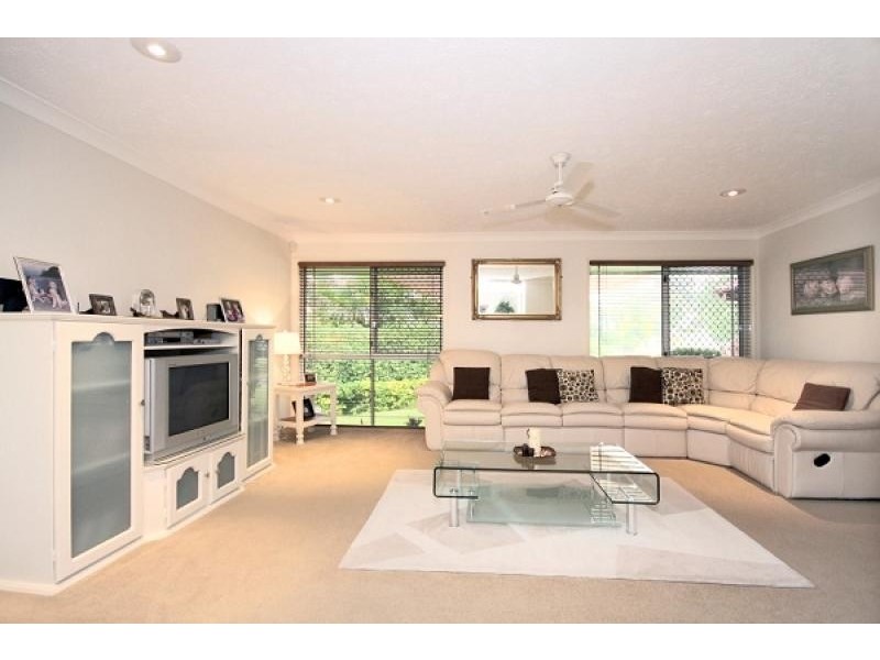 23 Bendigo Crescent, Tallai QLD 4213