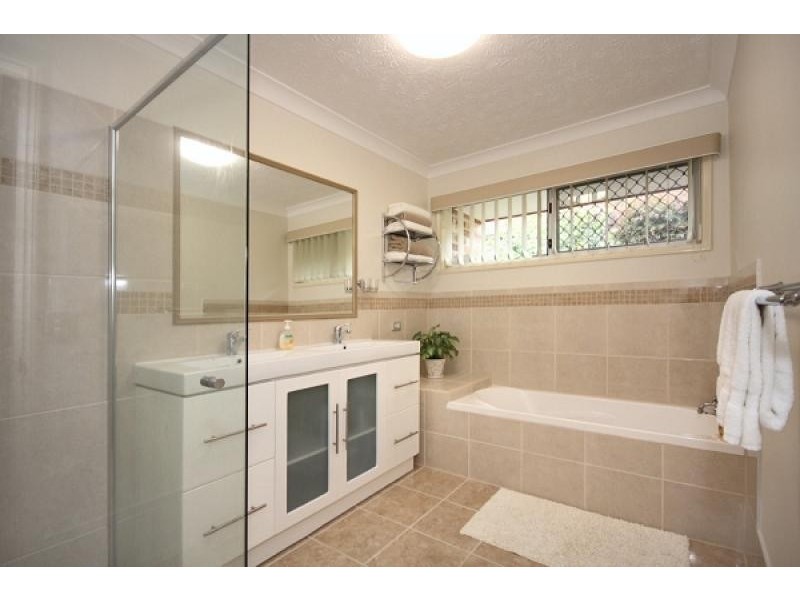 23 Bendigo Crescent, Tallai QLD 4213