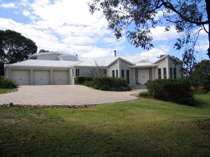 136 Tarata Road, Guanaba QLD 4210