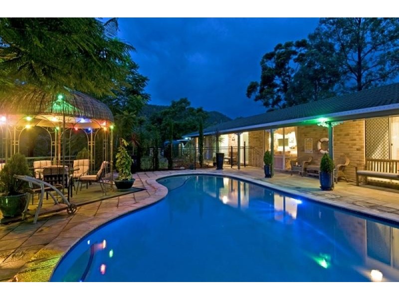 54 Gardenia Drive, Bonogin QLD 4213