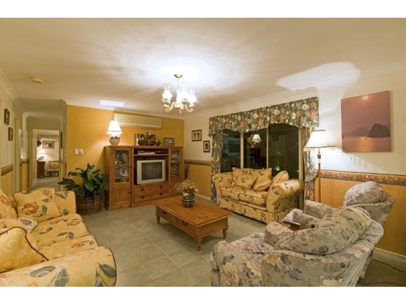 54 Gardenia Drive, Bonogin QLD 4213