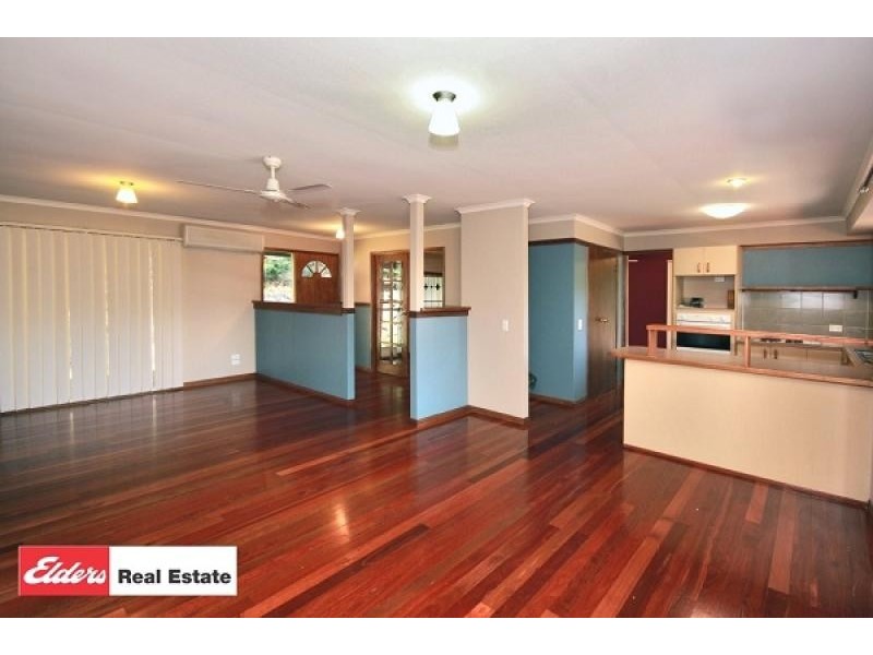 8 Carapook Crescent, Tallebudgera QLD 4228