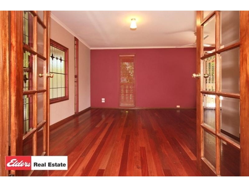 8 Carapook Crescent, Tallebudgera QLD 4228