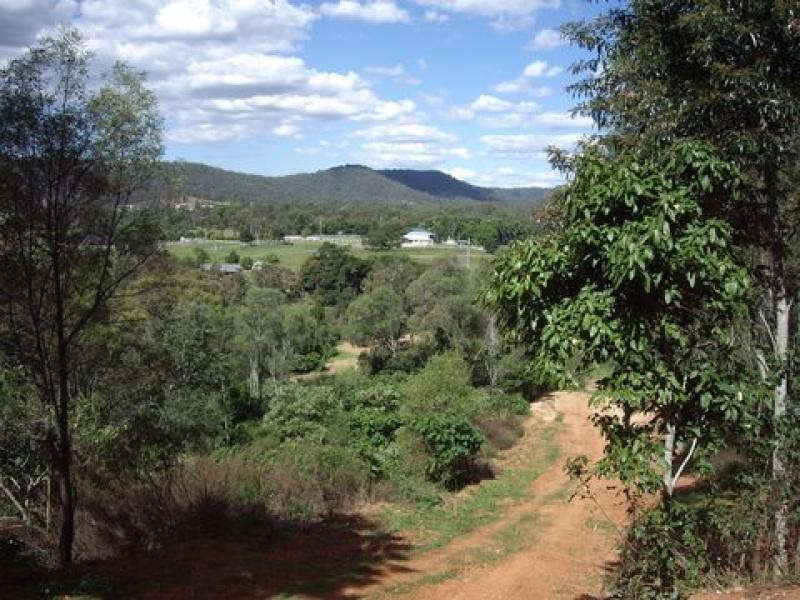 51 Abbott Court, Guanaba QLD 4210