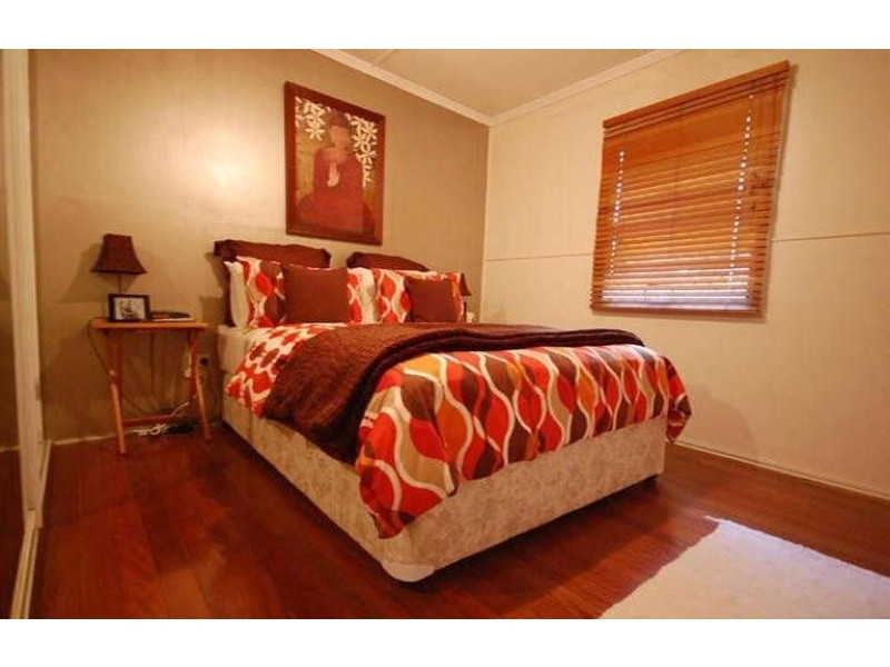 58 Whiting Street, Labrador QLD 4215