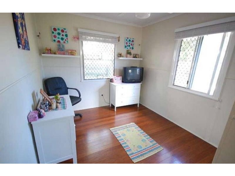 58 Whiting Street, Labrador QLD 4215