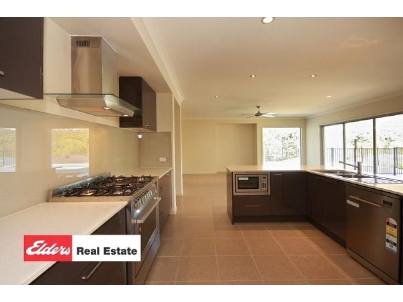 3 Marshall Grove, Mudgeeraba QLD 4213