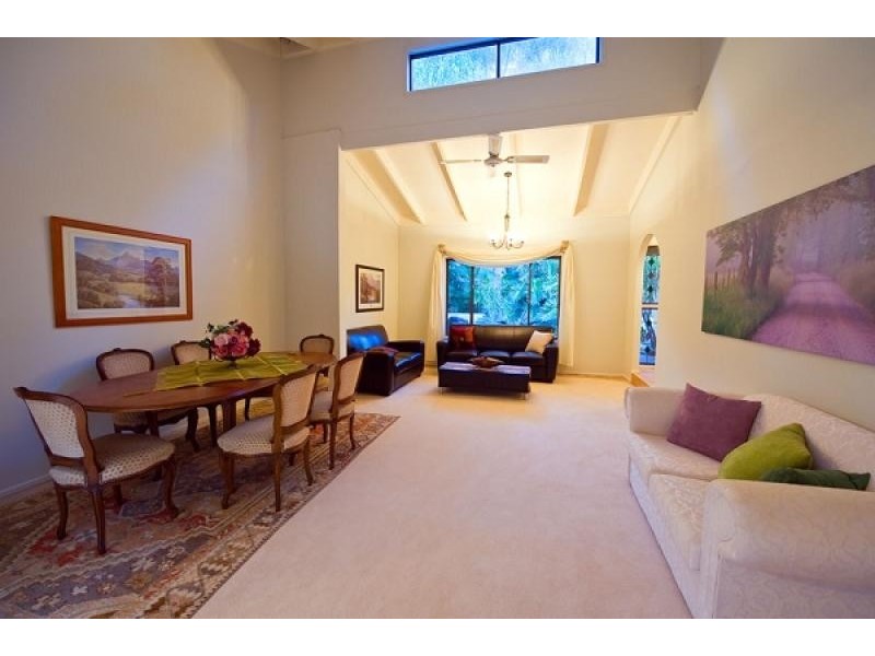 1 Baileys Road, Tallai QLD 4213