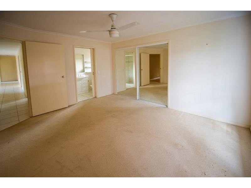 11 Strike Way, Mudgeeraba QLD 4213