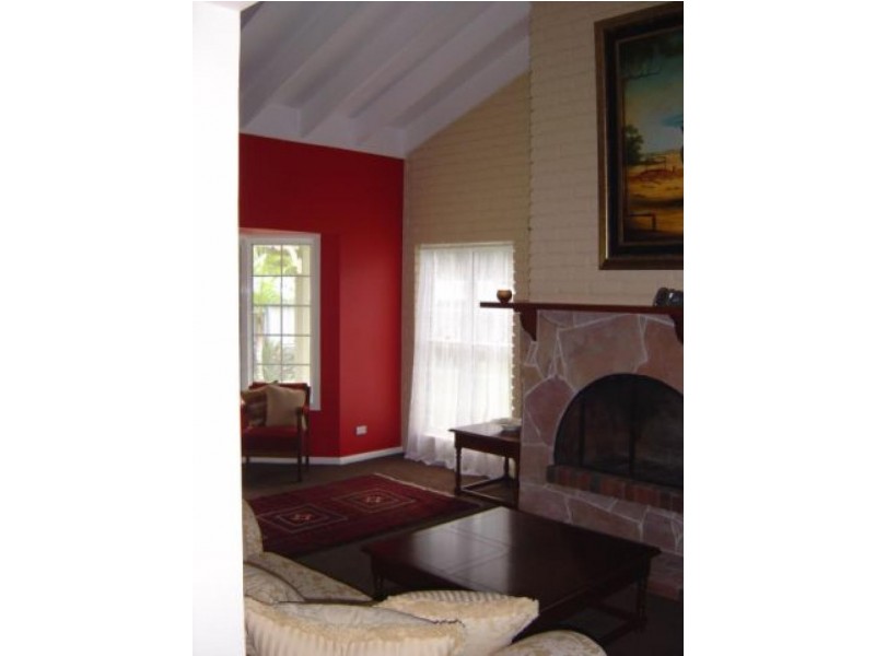 42 Lynwood Drive, Guanaba QLD 4210