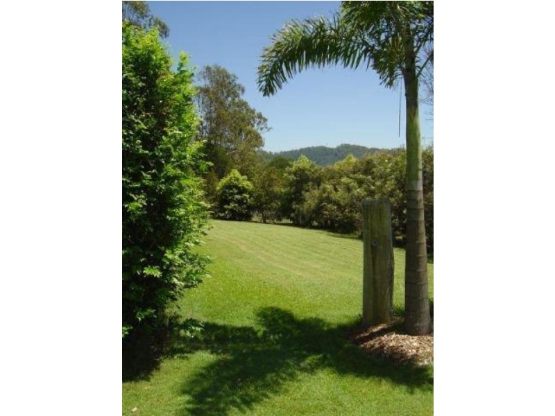 42 Lynwood Drive, Guanaba QLD 4210