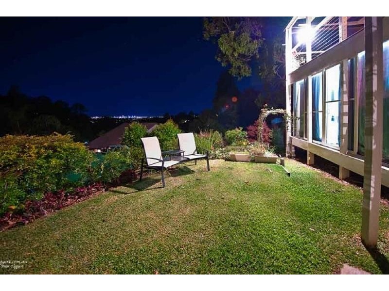 16 Lochinvar Court, Highland Park QLD 4211