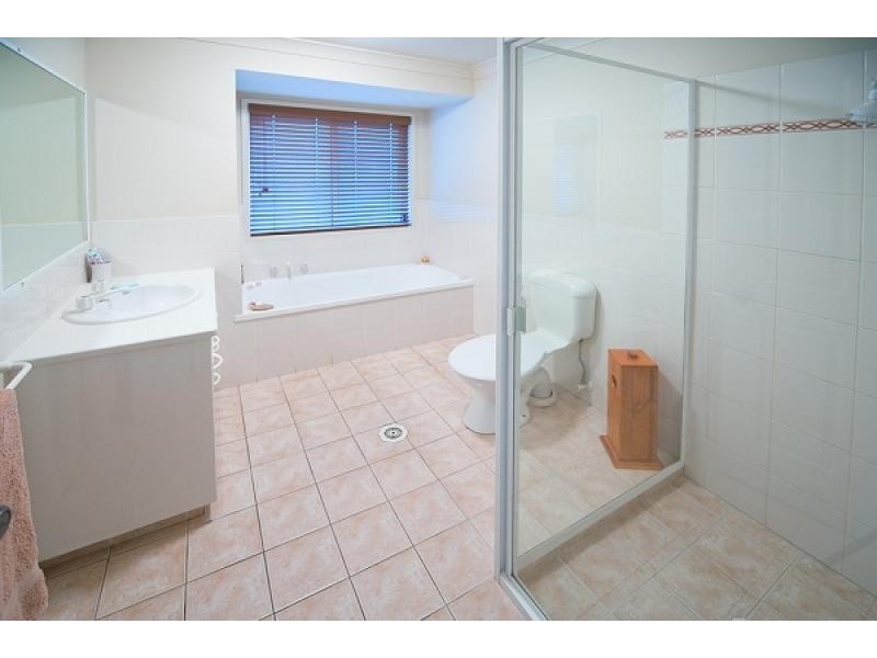 23 Madeline Street, Mudgeeraba QLD 4213