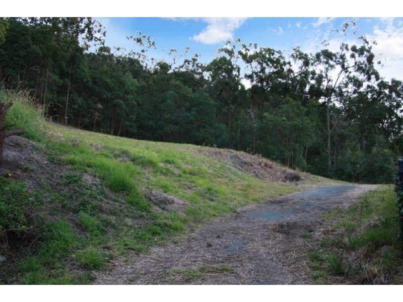 13 Seascape Ct, Tallai QLD 4213