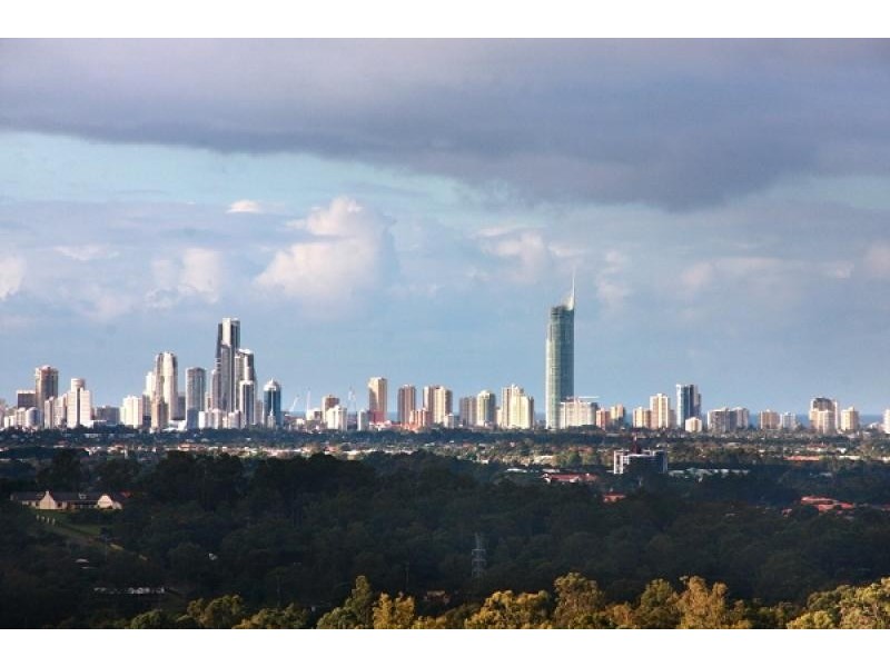 13 Earle Court, Tallai QLD 4213