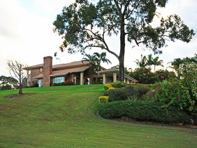 2 Duke Court, Tallai QLD 4213