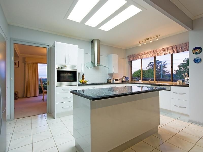 2 Duke Court, Tallai QLD 4213