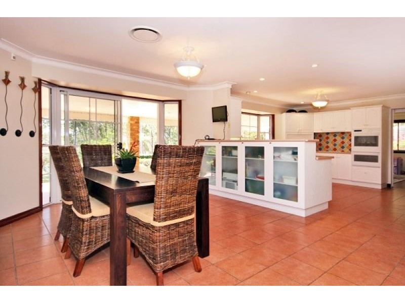 38 Walker Drive, Worongary QLD 4213