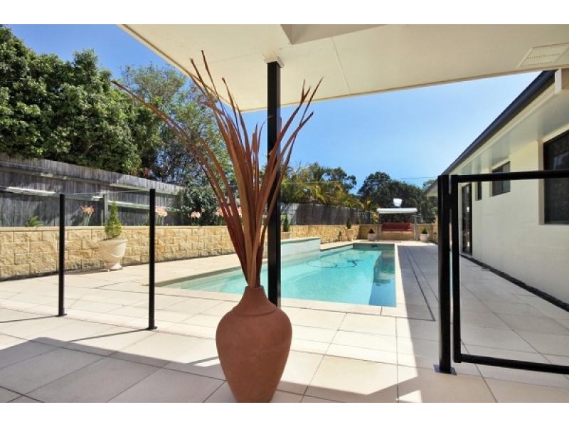 50 Gardenia Drive, Bonogin QLD 4213