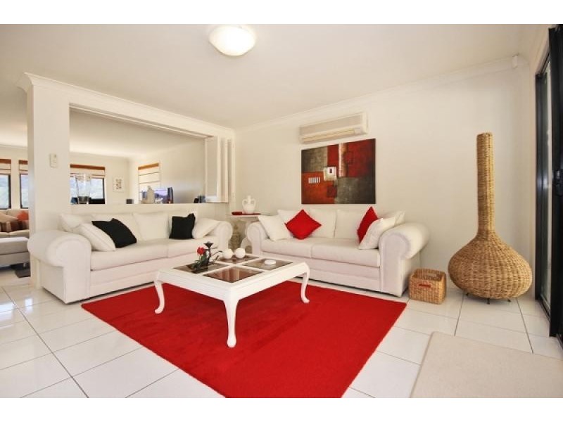 50 Gardenia Drive, Bonogin QLD 4213