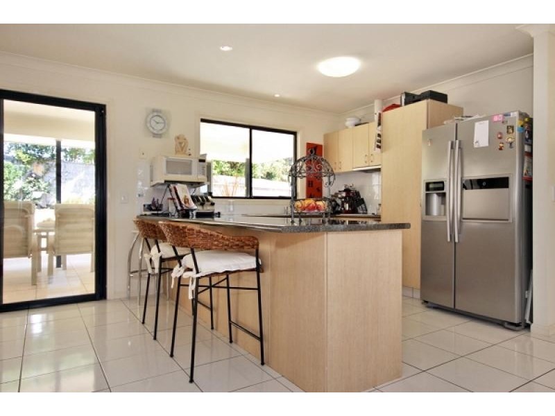 50 Gardenia Drive, Bonogin QLD 4213