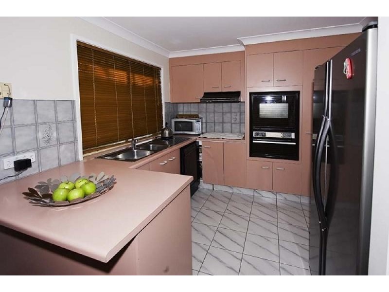 19 Twilight Drive, Mudgeeraba QLD 4213
