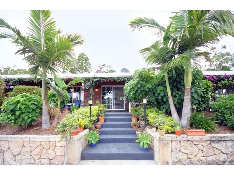 11 Tulipwood Dr, Bonogin QLD 4213