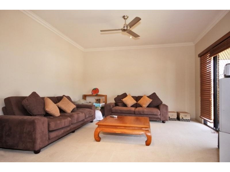 24 Boogaerdt Rise, Bonogin QLD 4213