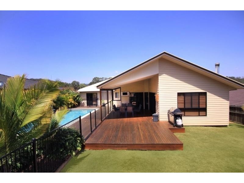24 Boogaerdt Rise, Bonogin QLD 4213