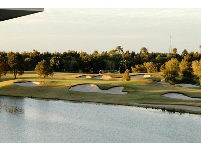 816 Legend Trail, Robina QLD 4226