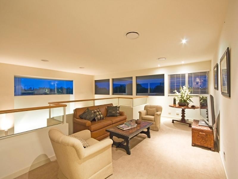 816 Legend Trail, Robina QLD 4226