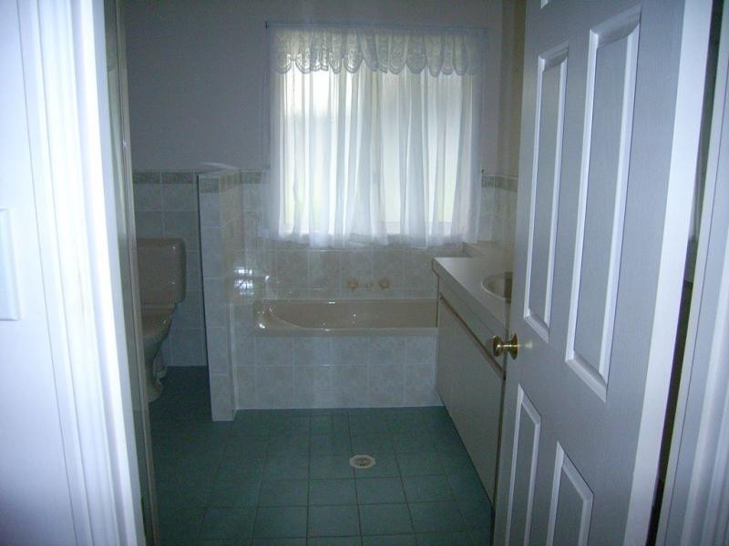 8 Exbridge Street, Mudgeeraba QLD 4213