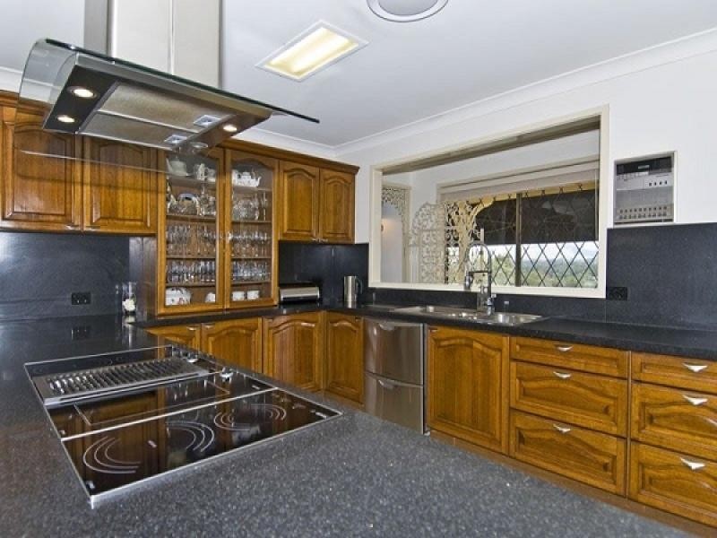 7 Grosvenor Court, Worongary QLD 4213