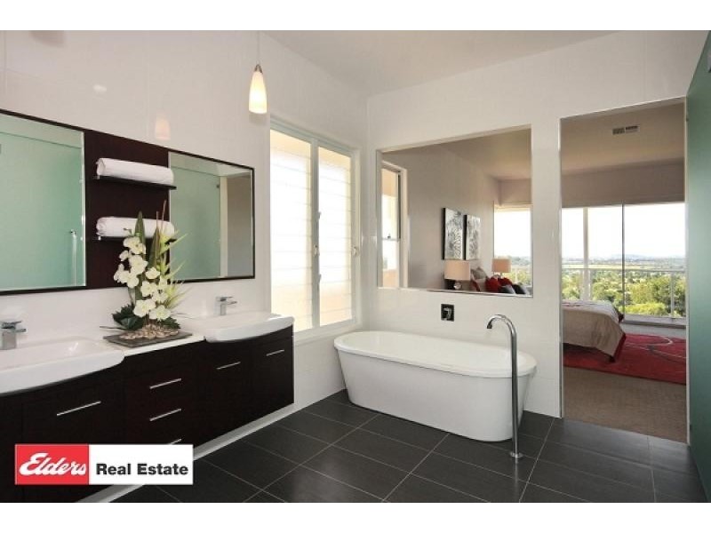 29 C Baileys Road, Tallai QLD 4213