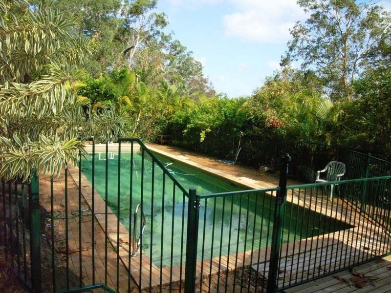 136 Strawberry Rd, Bonogin QLD 4213