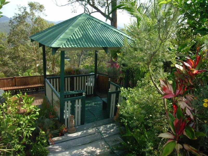 136 Strawberry Rd, Bonogin QLD 4213