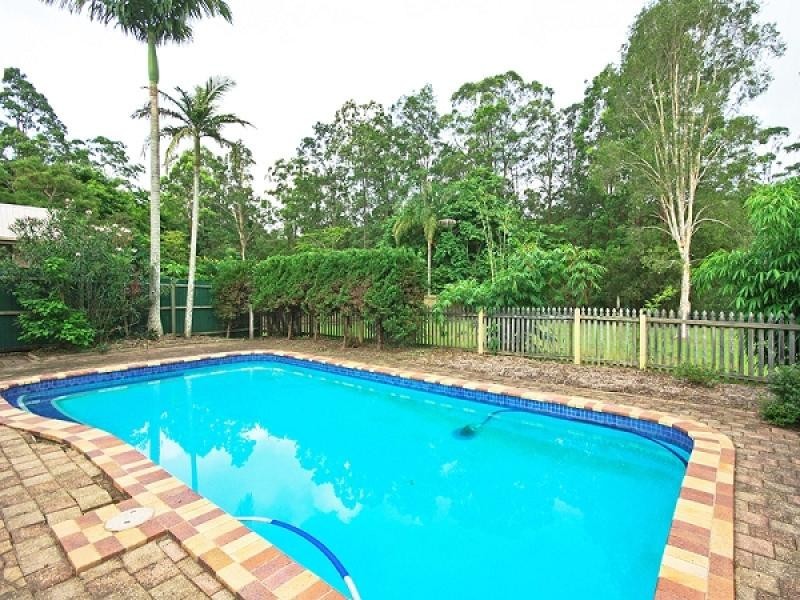 13 Palomino Dr, Mudgeeraba QLD 4213