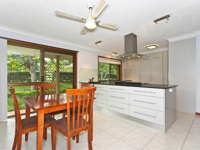 13 Palomino Dr, Mudgeeraba QLD 4213