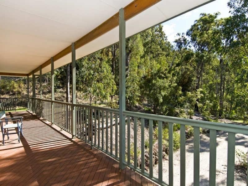 9 Windemere Dr, Bonogin QLD 4213