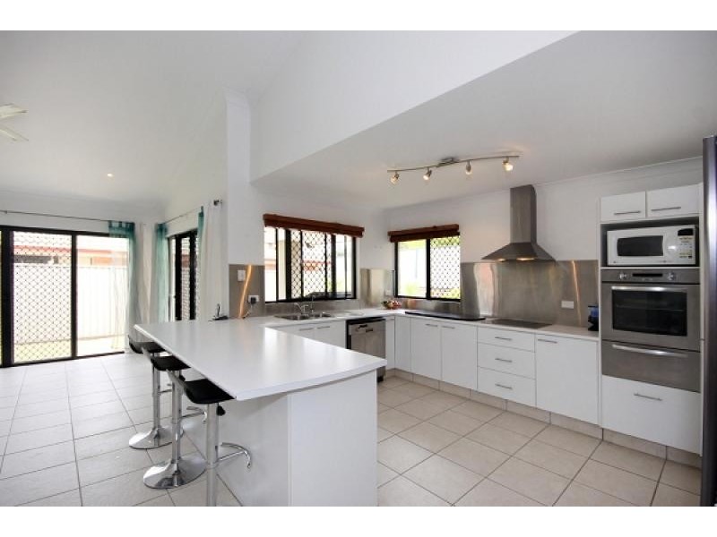 9 Asperia Street, Reedy Creek QLD 4227