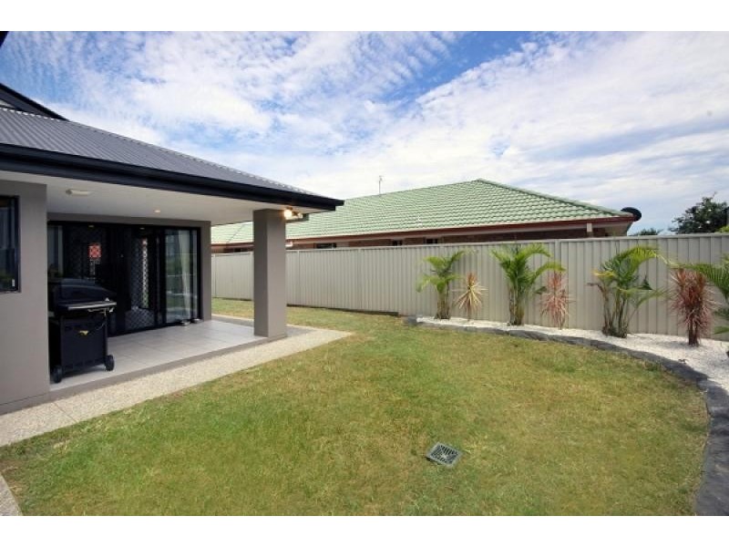 9 Asperia Street, Reedy Creek QLD 4227