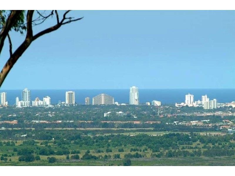 46 Coral Coast Drive, Tallai QLD 4213