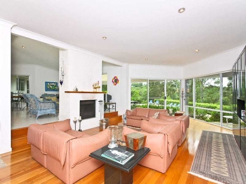 136 Tarata Road, Guanaba QLD 4210