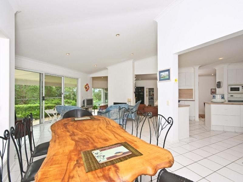 136 Tarata Road, Guanaba QLD 4210