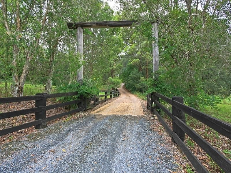 136 Tarata Road, Guanaba QLD 4210