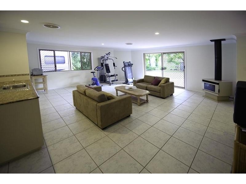 15 Ebeling Court, Worongary QLD 4213