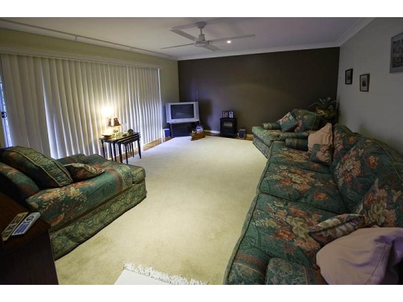 12 McLachlan Avenue, Mudgeeraba QLD 4213
