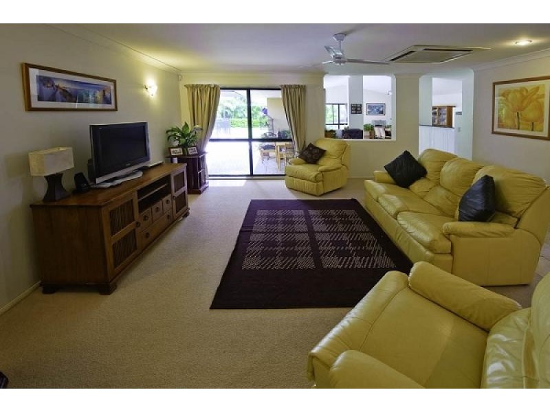 19 Burke Crescent, Mudgeeraba QLD 4213
